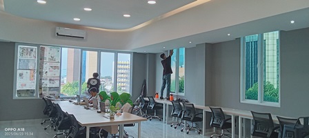 Kaca Film Kantor